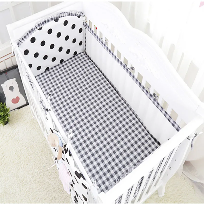 5 قطع الساخن الكلاسيكية تاج تصميم فورسيزون الطفل تنفس الفراش مجموعة جودة سرير البياضات تشمل الهواء شبكة مصدات ورقة 5 قطع الساخن الكلاسيكية تاج تصميم فورسيزون الطفل تنفس الفراش مجموعة جودة سرير البياضات تشمل الهواء شبكة مصدات ورقة