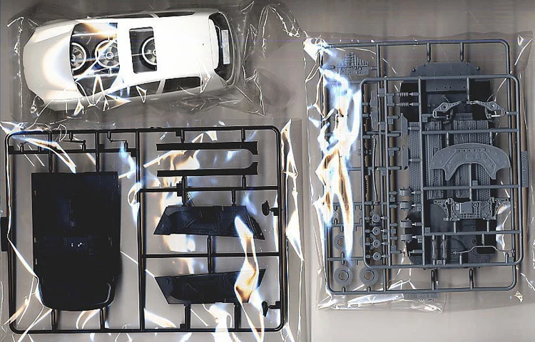 12315 Volkswagen Golf GTI V 1/24|Наборы для сборки моделей| |