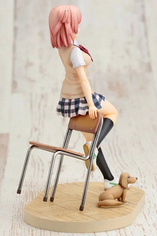 Action Figure (1)