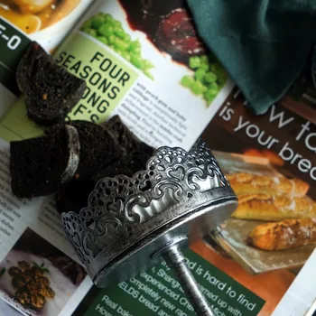 

Cupcake Display Stand Mini High Cake Stand Silver Covered Cake Pan Wedding Dessert Table Props 10pcs