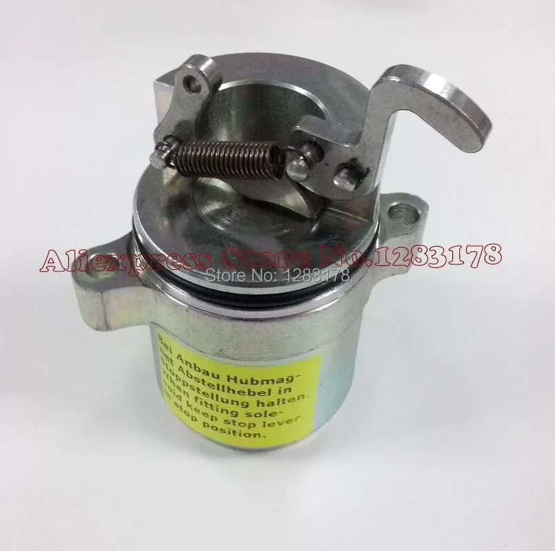 

DEUTZ BF4M1011F Fuel shut off solenoid 04170534R Bobcat skid steer loader 863/864/873/874/S250/T200/A300