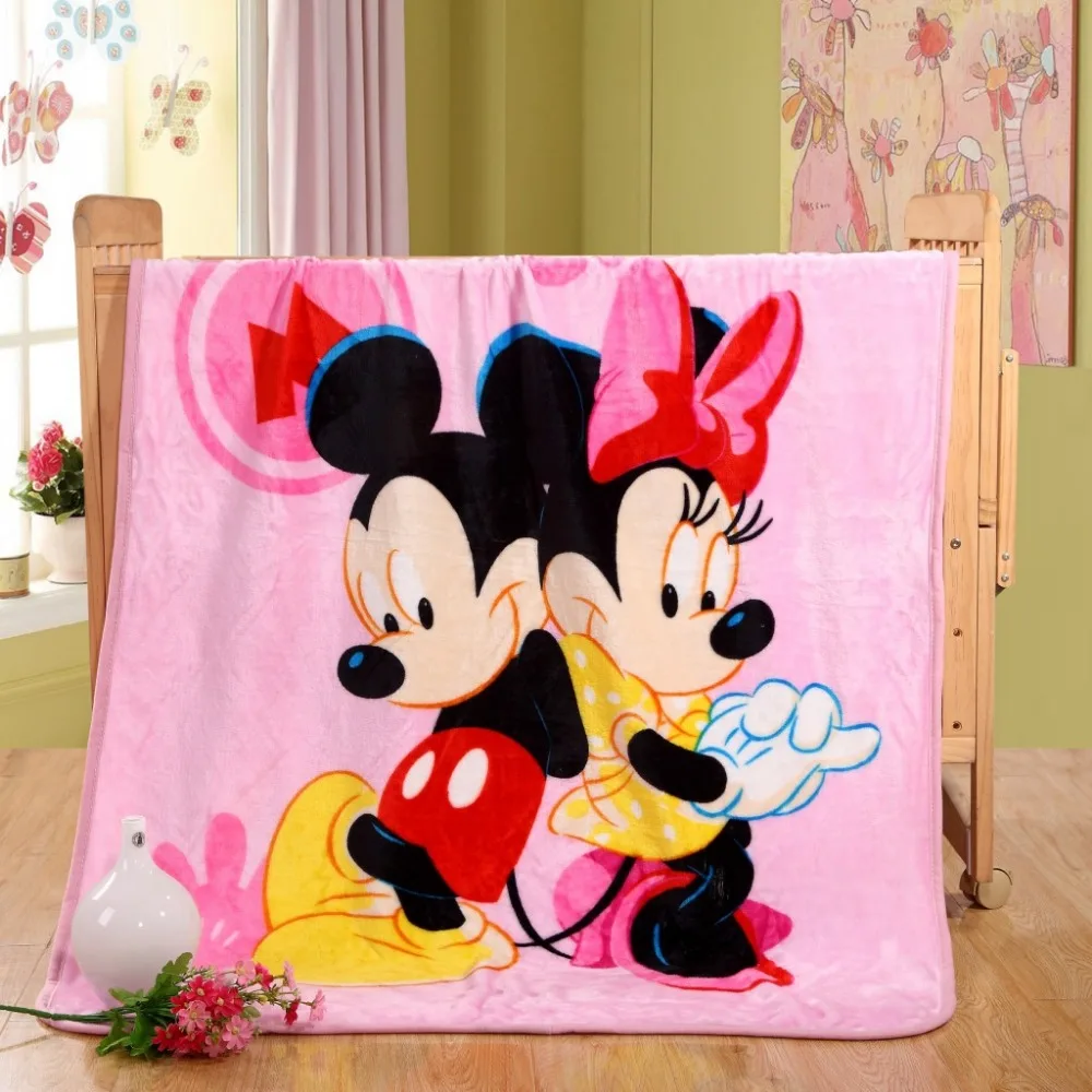 Nouveau 2017 enfants/bébé couverture d'allaitement flanelle jeter couverture corail polaire Portable Blankie emmaillotage Wrap pour se promener 100x140 cm
