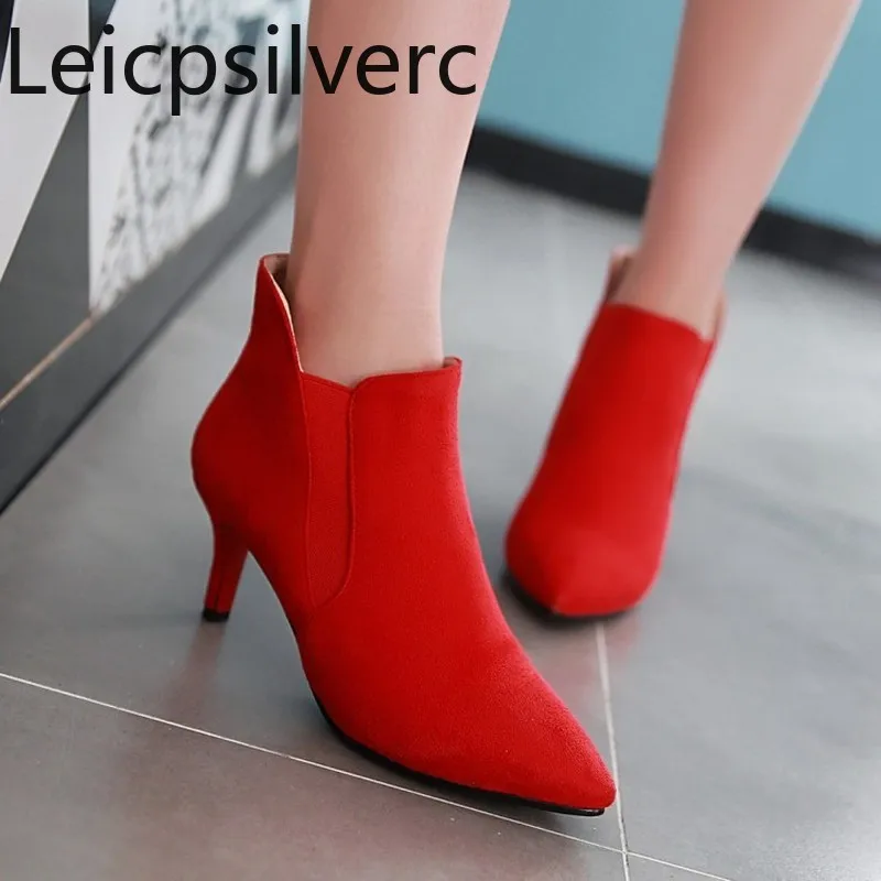 

Women's Boots winter The New fashion Flock Solid Pointed Fine heel mid heel Short tube Women's shoes plus size 32-43