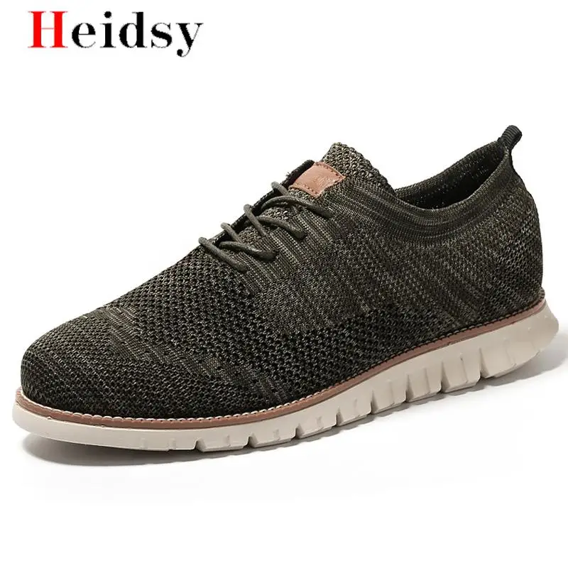 

2019 Autumn New Vintage Men Flying weaving Casual Shoes Men Business Formal Brogue Weave Carved Oxfords Wedding Shoes Breathable