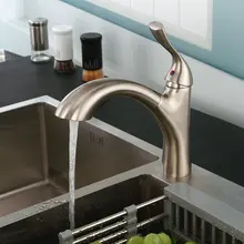Нержавеющая никелевая отделка одно отверстие Матовый никель выдвижной опрыскиватель носик кухонный бачок для раковины Смеситель
