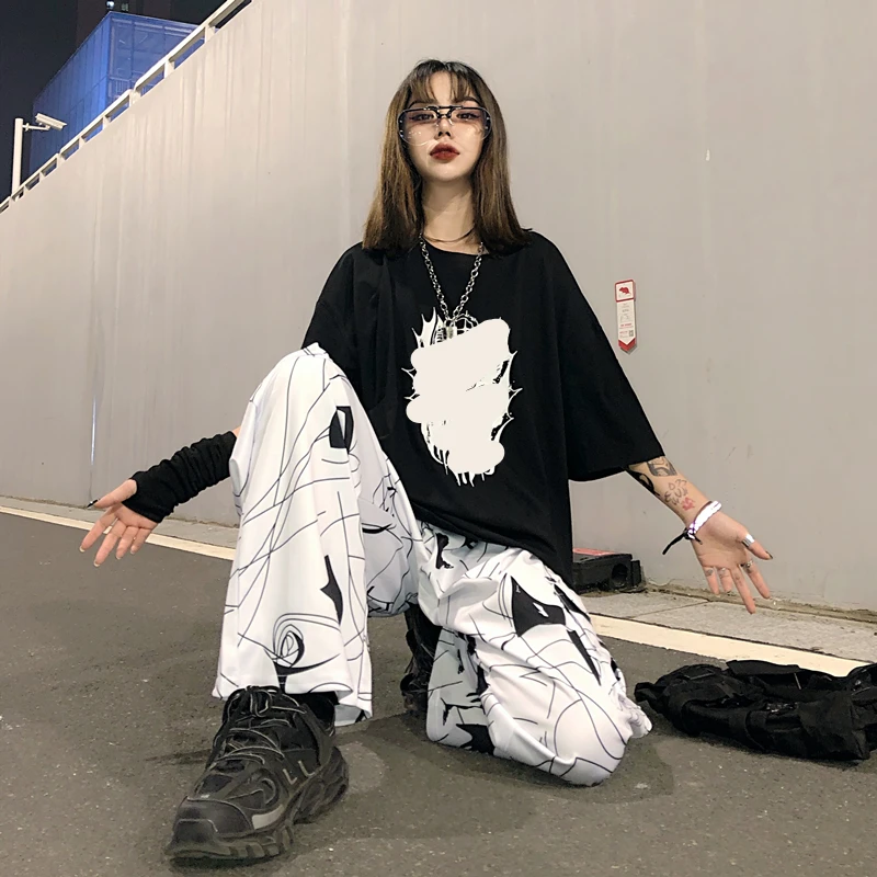 LMCAVASUN Harajuku прямые брюки женские хип-хоп темно-черные с принтом граффити Свободные повседневные корейские брюки с большими карманами брюки унисекс