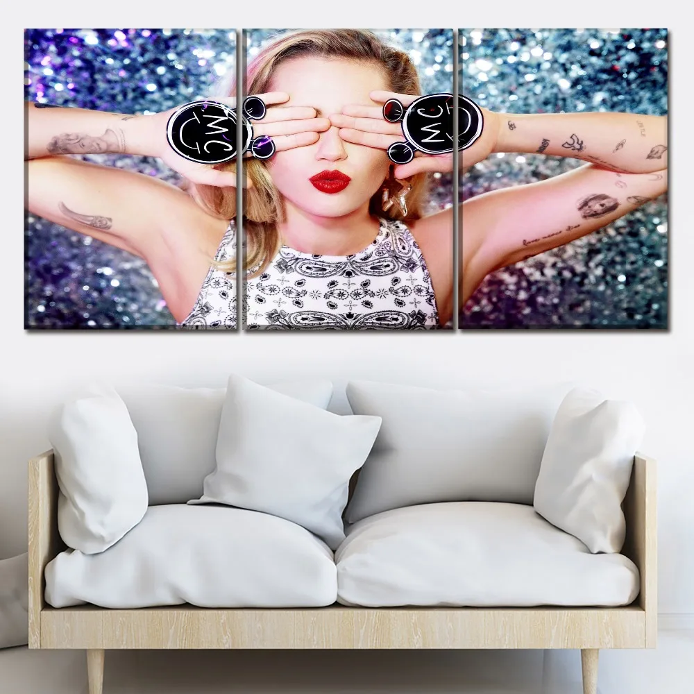 

Canvas Painting 3 Pieces Celebrities Miley Cyrus Modern Printing Type Poster For Living Room Home Decor Wall Art Modular Picture