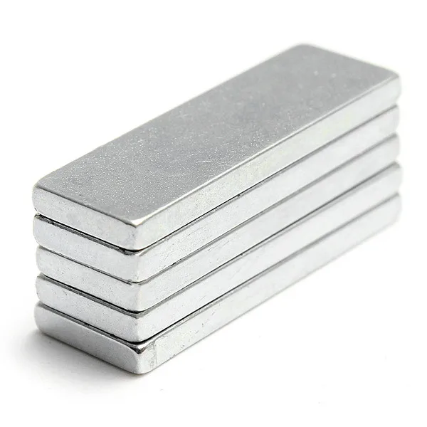 Slot car cobalt magnets