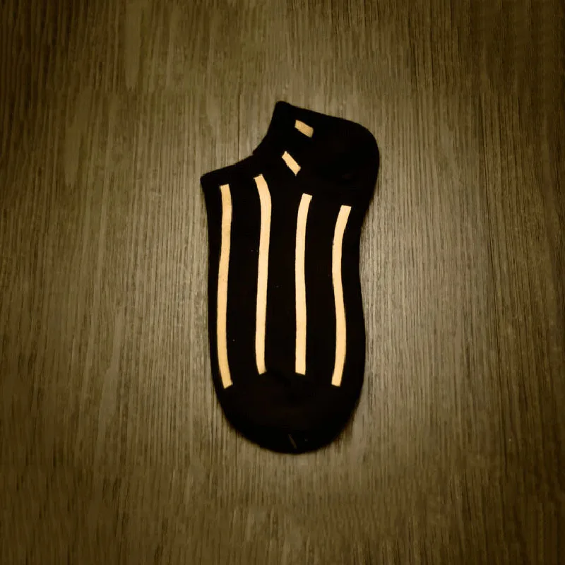 b (1)