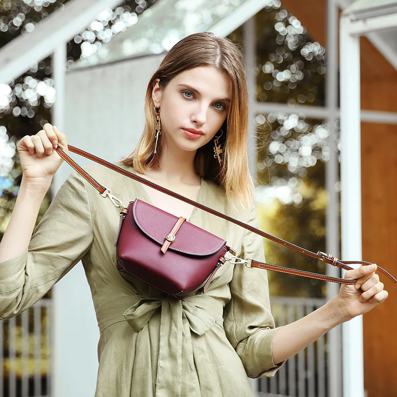 

Genuine Leather Cross Shoulder Bag Women Mini Small Simple Design Korean Style with Adjustable Straps Femal Bag 2019 Ladies Bag