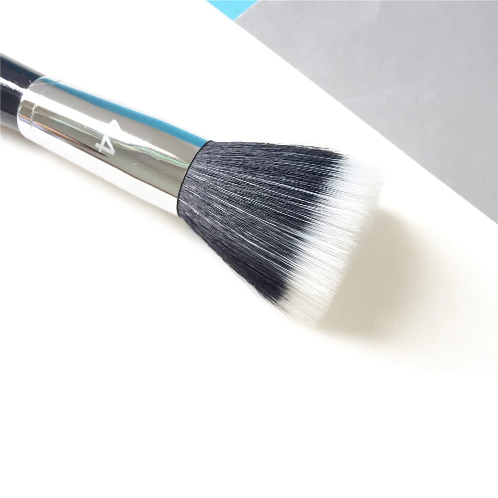 Sephora Pro Stippling Brush 44 _ 3