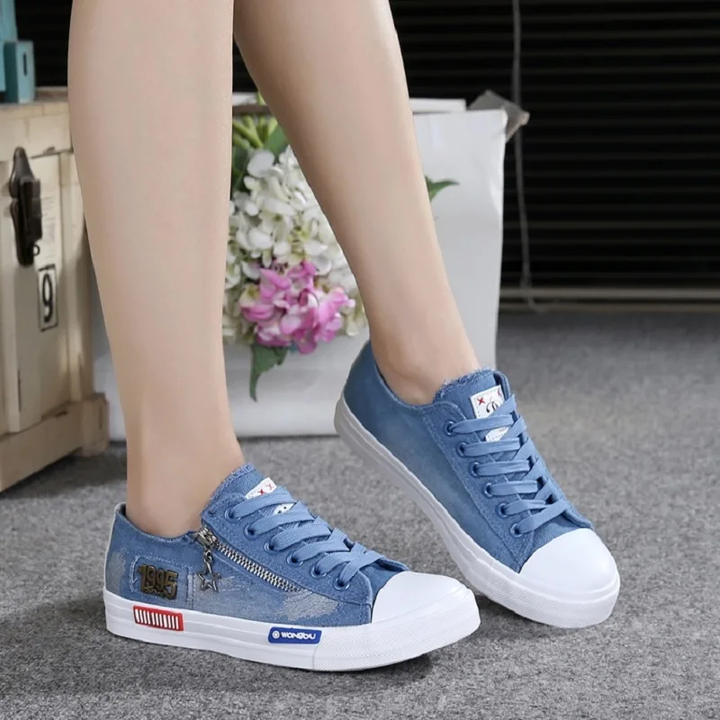 trendy canvas shoes