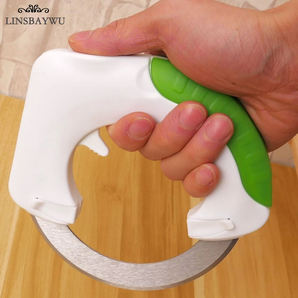 

LINSBAYWU Round Kitchen Knife Stainless Steel Ring Creative Rolling Cutter Can Cut Vegetables Meat design Gadgets