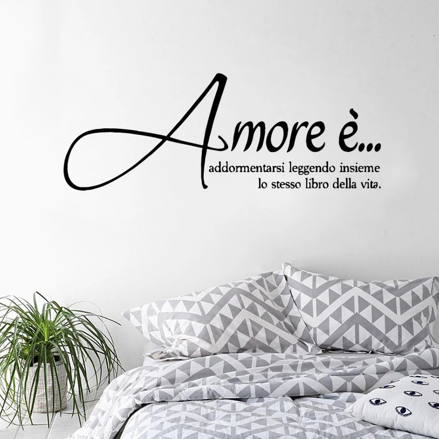 

Italian Version Vinyl Wall Sticker Love is falling asleep reading the same book of Life together Wall Decals Home Decor AZ604