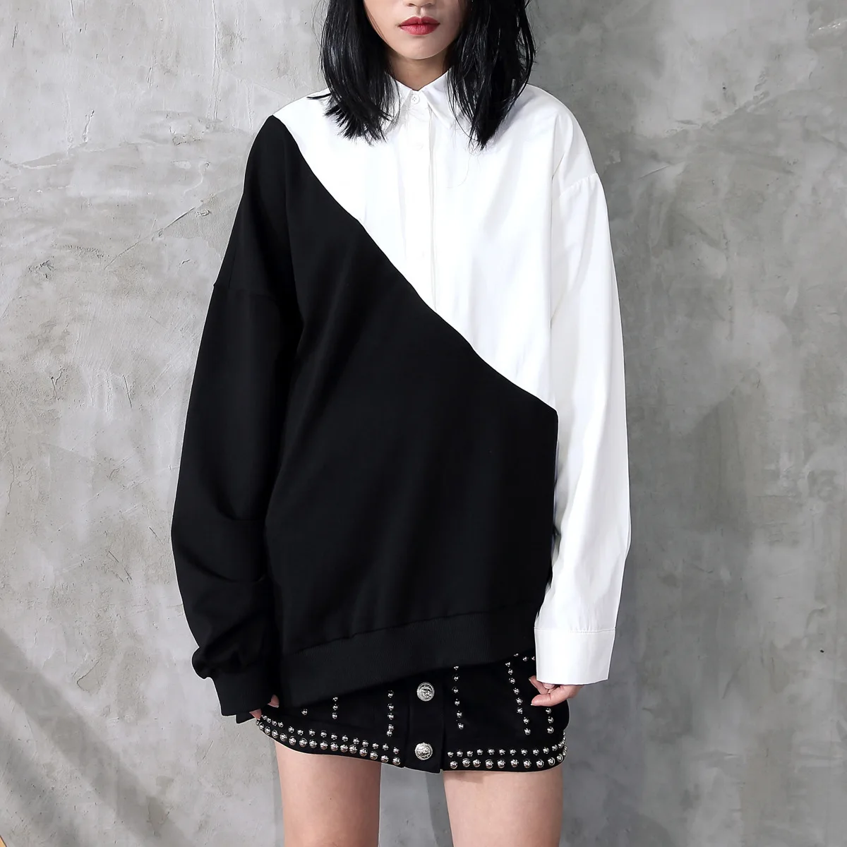 

[EWQ] Spring Loose Hit Color Women's Sweatshirts 2020 Fashion Turn-down Collar Patchwork Button Female Hoodies Top KA227