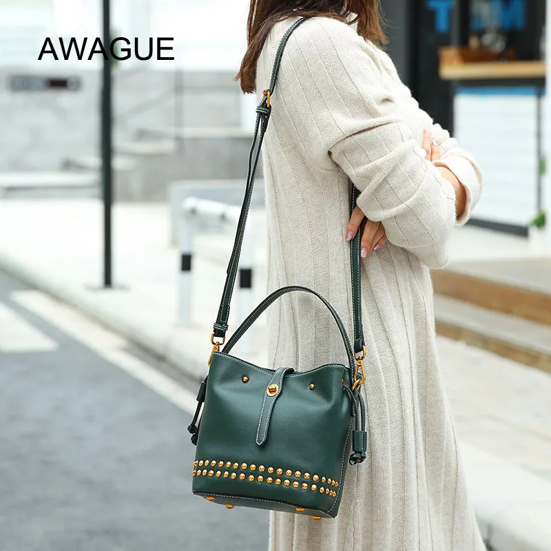 

AWAGUE Fashion Lady Handbag Genuine Leather Rivet Shoulder Bag for Women Cow Leather Lady Crossbody Bag