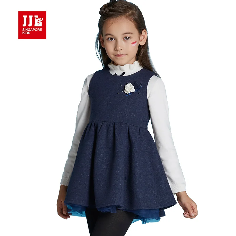 Girls clothing size 7 Big Girl Clothes () Filter Find the most stylish clothing for your girl at Sophia's Style! She's at the perfect age for shopping with mom, and you can do it right from home with our fabulous boutique website!