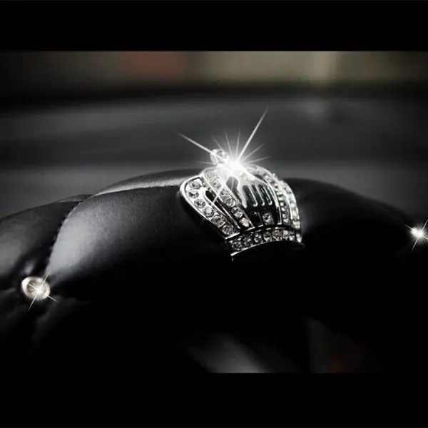 Kopen 38 Cm Luxe Crystal Crown Studded Rhinestone Pu Lederen Auto Stuurwiel Diamant Steering Cover Interieur Auto Accessoires