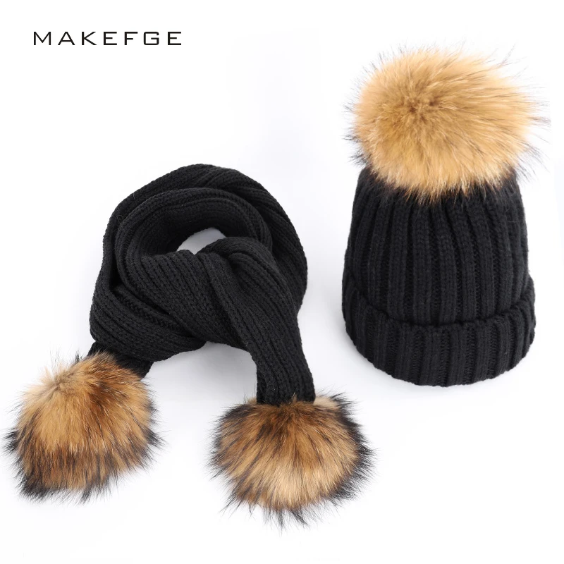 

Women beanie warm winter hats natural raccoon fur pom-poms warm and comfortable ski thick caps scarf two-piece Skullies Beanies