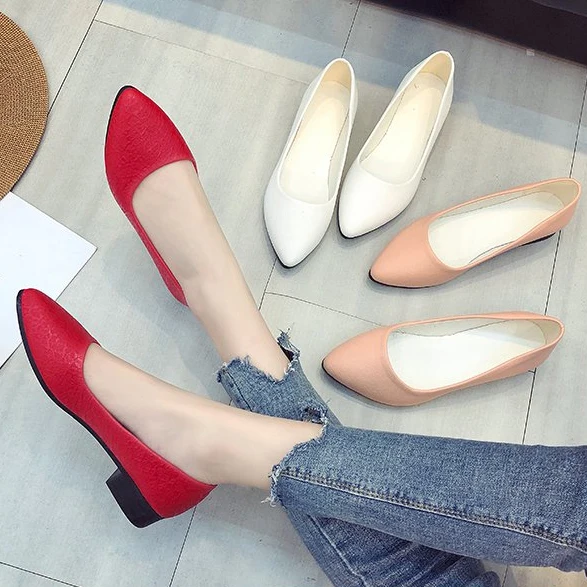 Весенне летняя обувь женская на низком каблуке Корейская туфли лодочки Pointe Red