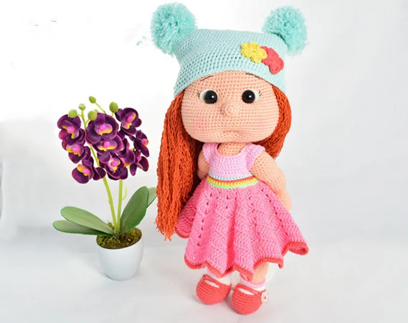 Игрушки для вязания крючком амигуруми Mia с цветной одеждой девушка номером