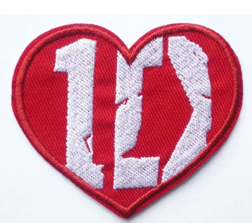 Односторонняя музыкальная лента 1D в форме сердца нашивка с помощью утюга для
