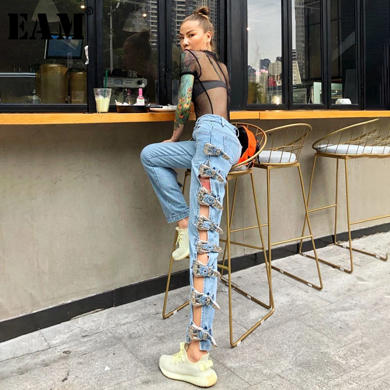 

[EAM] 2019 New Spring Summer High Waist Loose Blue Denim Hollow Out Buckle Wide Leg Jeans Women Trousers Fashion Tide JW748