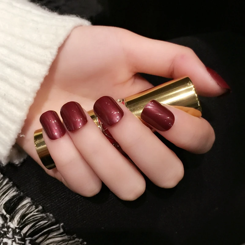 Блестящий глянцевый красное вино поддельные ногти короткие темные цвета красивые дамы украшения ногтей типсы 24 шт/комплект с клеем, стикер