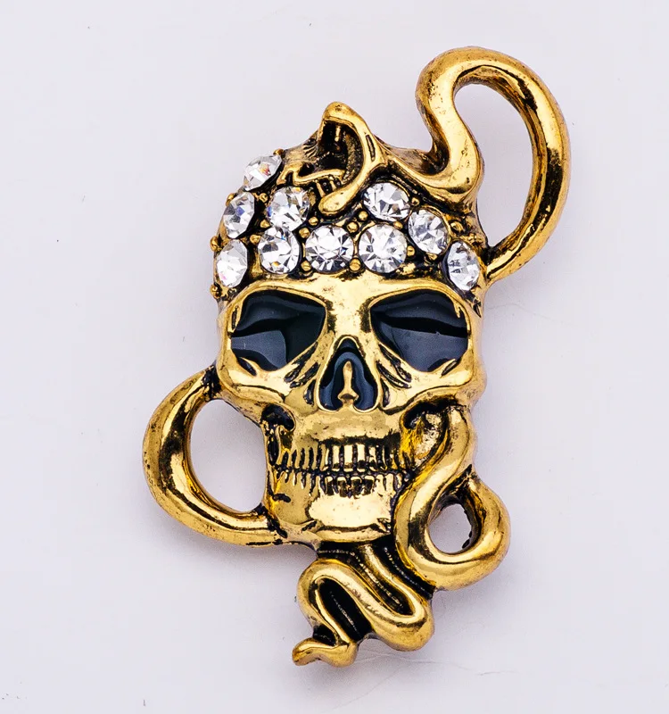 брошь череп