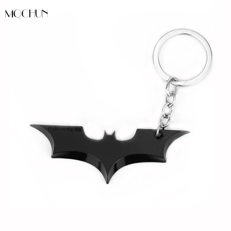 

MQCHUN DC Comics Superhero Batman Keychain Men Trinket Super Hero Marvel Spiderman Car Key Chain Chaveiro Key Ring Holder Gift