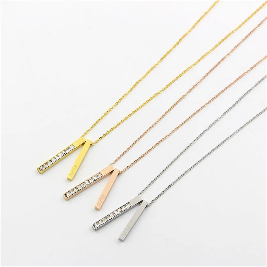Stainless-Steel-Gold-Plated-Strip-Square-CZ-Pendant-Necklace-Link-Chain-Strip-Necklace-Fashion-Jewelry (2)