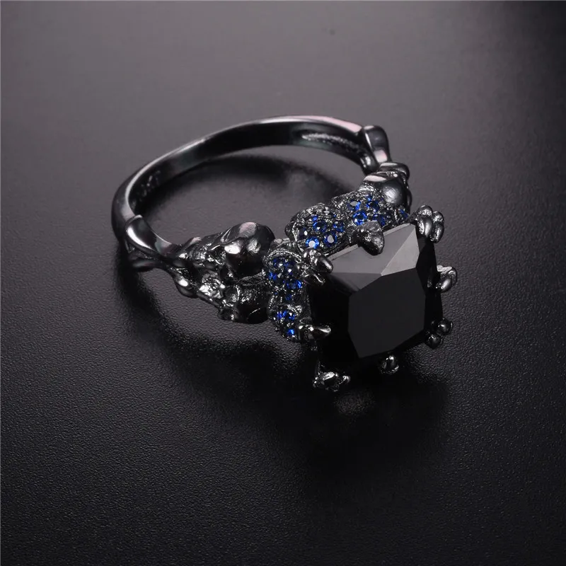 

Jeulias Punk Jewelry Skull Claw Black gold 925 Sterling silver Demon Princess obsidian Women's Wedding Ring Stamped 10KT