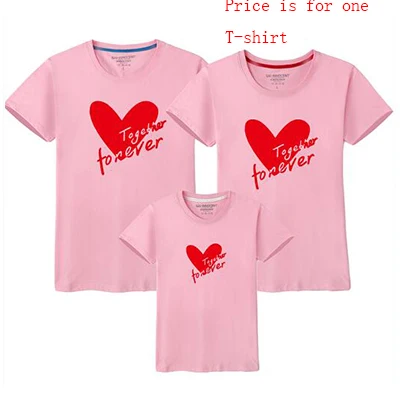 Одинаковая одежда для семьи; одежда для мамы и дочки; семейная футболка; одежда для мамы и сына; хлопковая одежда с надписью «Love» для папы и сына - Цвет: pink