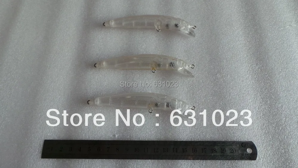 

MR OCTOPUS 12 pcs Unpainted Clear Plastic Fishing Lure Bodies. 3#