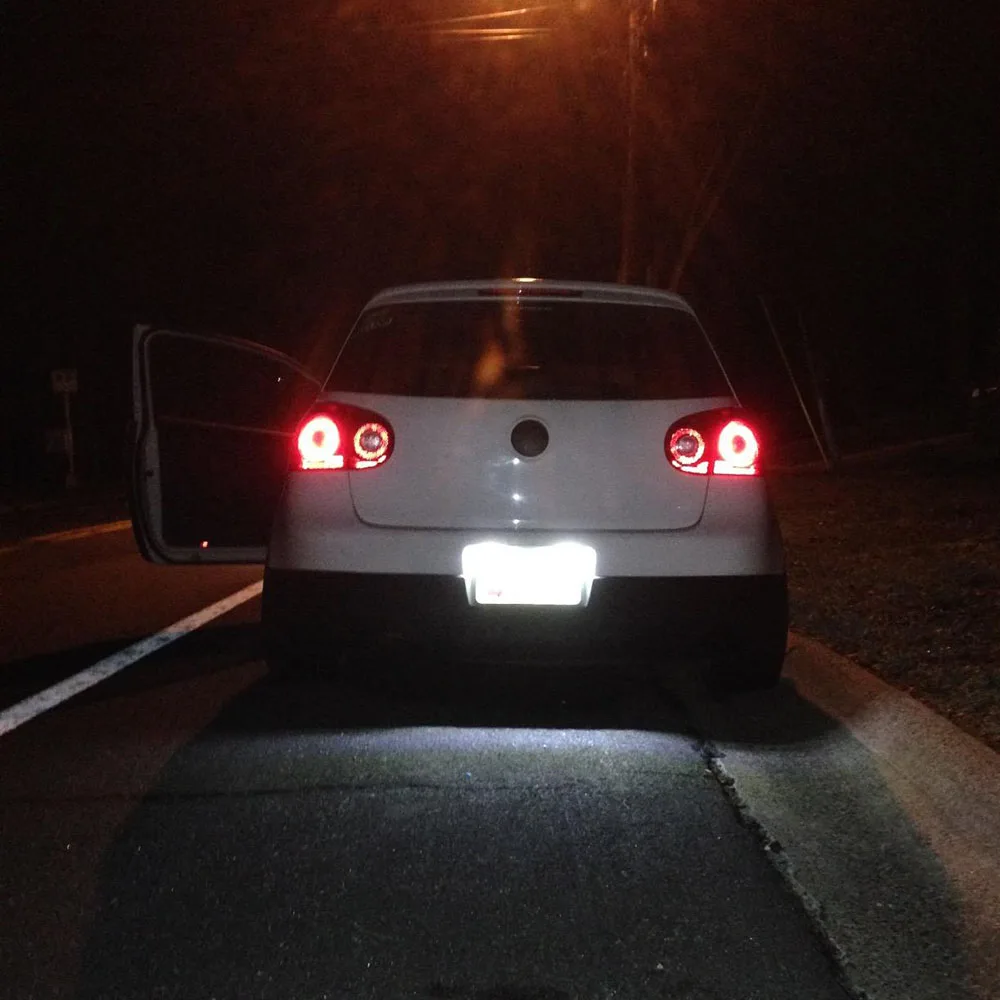 golf 5 license plate light