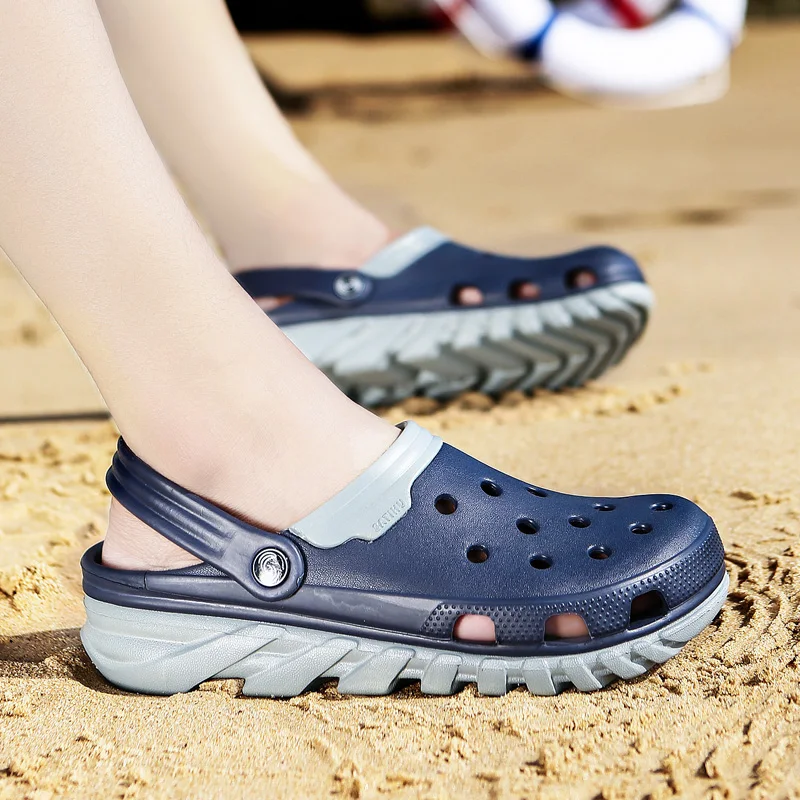 SEREN BRAND 2019 New Men Croc Shoes Plus Size Man Slippers Summer Hollow-out Water Sandals Seaside Beach Garden Surfing Slippers