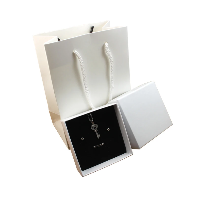 high quality white gift box packaging for jewelry set including the