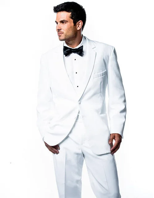 

2018 Spring Style Customized Man Wears Off White Notch Lapel One Button Three Pockets Blazers Formal Tuxedos (Jacket+Pants+Tie)
