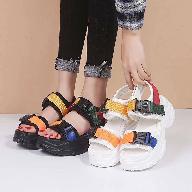 

2019 summer new style simple and simple color matching sandals women comfortable wild thick sole casual sandals