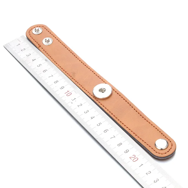 Gorąca sprzedaż 32 kolory Snap skórzana bransoletka Retro ręcznie pleciony skóry przycisk Snap bransoletki bransoletki Fit kobiety 18 MM przystawki biżuteria tanie tanio Moda TRENDY XINNVER Wiosna-ring-klamrami Ustawienie ramki Miedzi Ze stopu cynku Skóra ZE573 Charm bransoletki Wszystko kompatybilny Gorąca sprzedaż 32 kolory Snap skórzana bransoletka Retro ręcznie pleciony skóry przycisk Snap bransoletki bransoletki Fit kobiety 18 MM przystawki biżuteria tanie tanio Moda TRENDY XINNVER Wiosna-ring-klamrami Ustawienie ramki Miedzi Ze stopu cynku Skóra ZE573 Charm bransoletki Wszystko kompatybilny