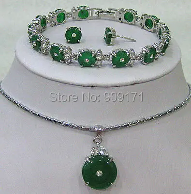 

Free Shipping>>Pretty green stone necklace bracelet earring set
