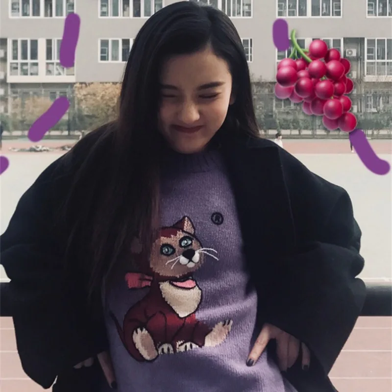 Song Zuer Star's New Purple Cartoon Cat Long Sleeve Sweater with Loose Round Neck and Bottom Knitted Sweater Women 2019 Song Zuer Star's New Purple Cartoon Cat Long Sleeve Sweater with Loose Round Neck and Bottom Knitted Sweater Women 2019