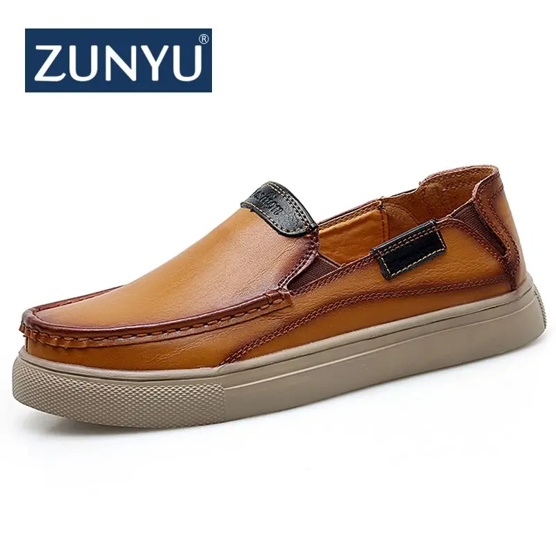

ZUNYU 2018 Fashion Comfortable Casual Shoes Loafers Men Shoes Quality Split Leather Shoes Men's Flats Hot Sale Moccasins Shoes
