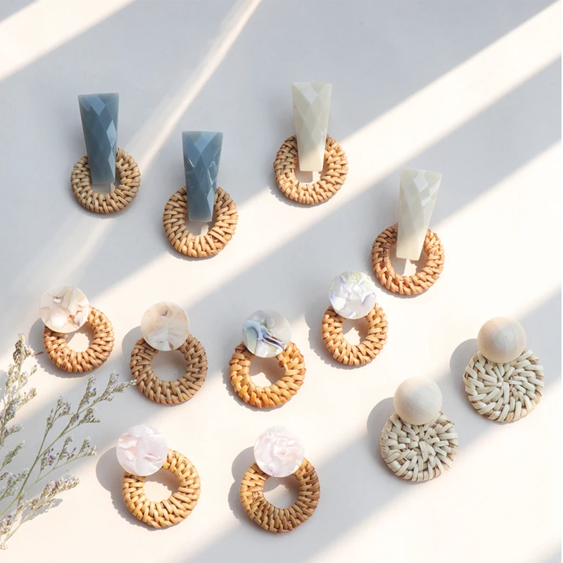 

New Handmade Rattan Straw Weave Stud Earrings Round Circle Acrylic Stone Earrings For Women Girls Brincos Jewelry Party LE06028