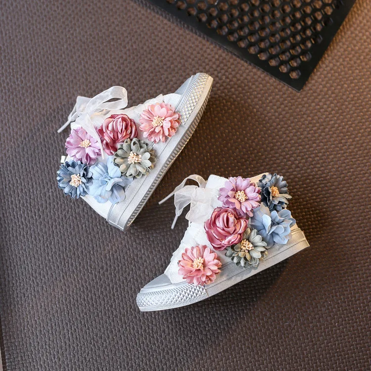 

2017 New Flowers Cut Out Dirty Casual Shoes paret-child For Women Girls Canvas Shoes with flowers High Top Shoes Female Flats