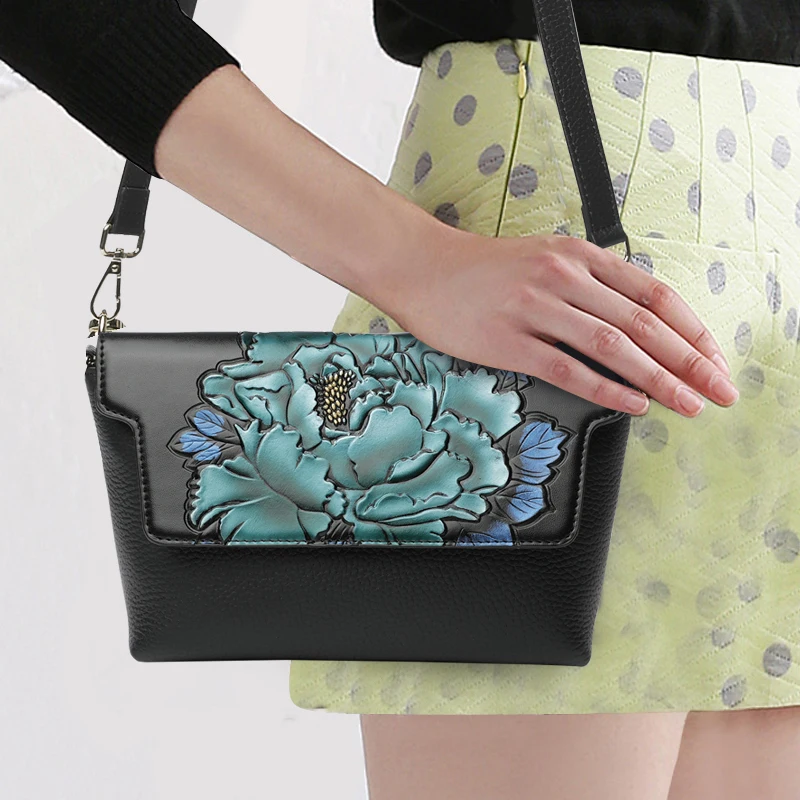 

National Style Women Shoulder Bag Genuine Leather Top Leather 3D Flower Pattern Cover Messenger Crossbody Bags Lady Party Flap