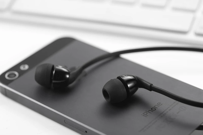 Wallytech W802 Metal earphone black 1