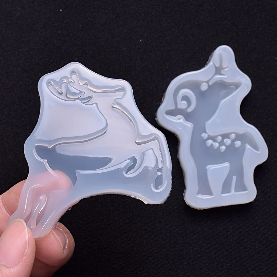 

Two deers silicone mold cartoon Christmas moose diy resin decorative craft silicone mold for epoxy resin jewelry making
