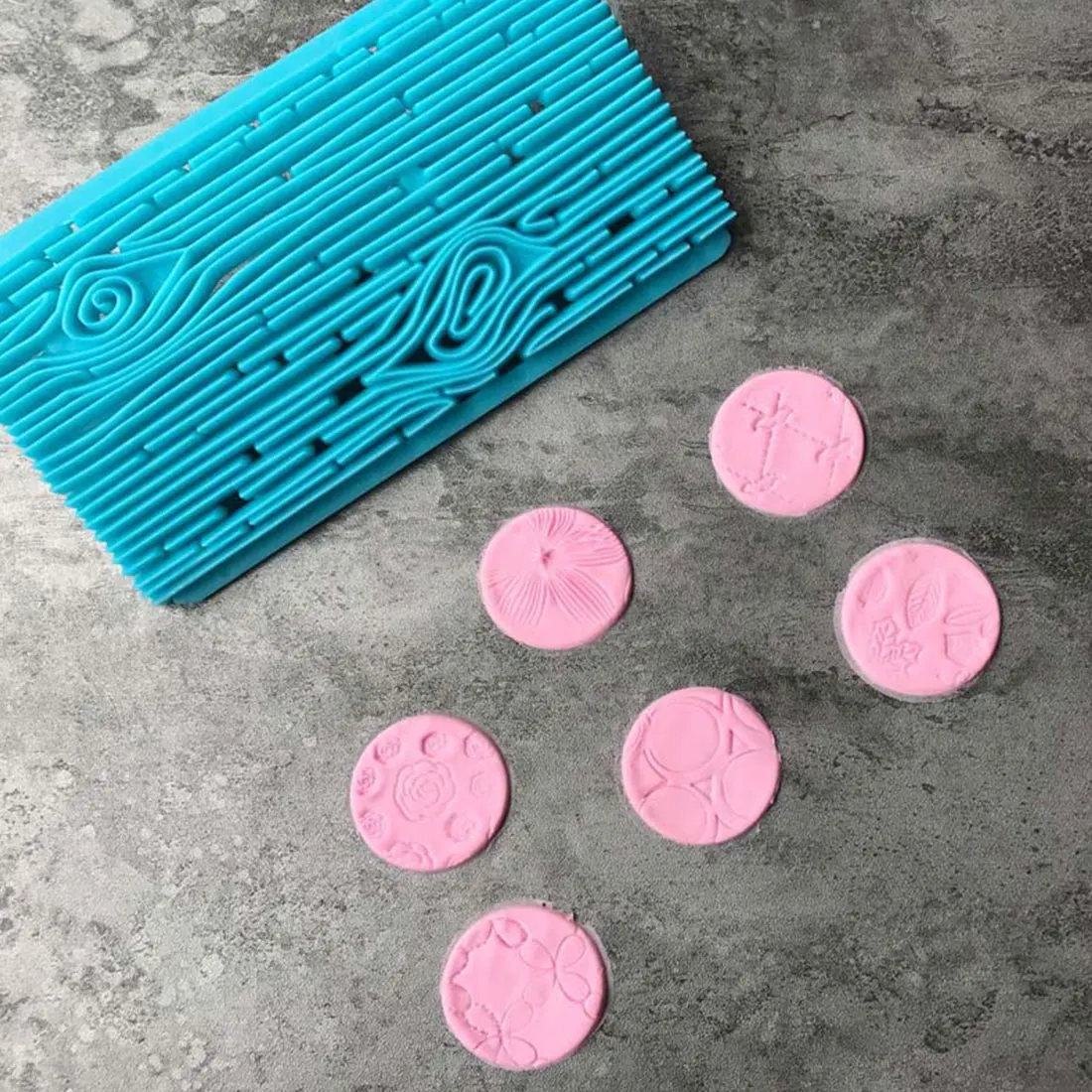 

Best Sale Plastic Printing Biscuits Cake Cookies Cutter Fondant Lace Cake Decoration Petal Quilt Embosser Mold Cake Tools