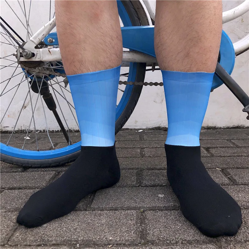Спортивный велосипед градиент цвета силиконовые противоскользящие велосипедные носки мужские и женские встроенный джойстик высокотехнологичные велосипедные носки для бега